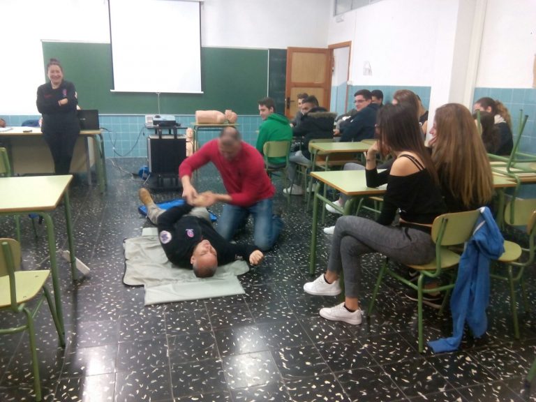 JORNADA DE PRIMEROS AUXILIOS EN CICLOS FORMATIVOS.
