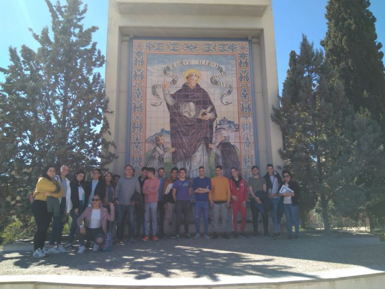 VISITA AL COLEGIO IMPERIAL NIÑOS HUÉRFANOS DE SAN ANTONIO DE BENAGÉBER.