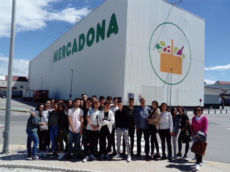 Visita Gestión Administrativa al Centro Logístico de Mercadona.