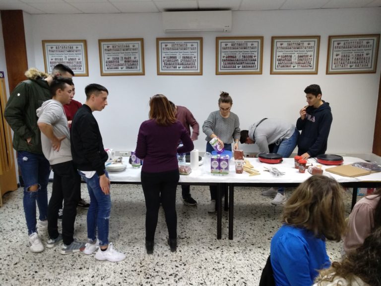 Almuerzo Navideño y creps en Ciclos Formativos