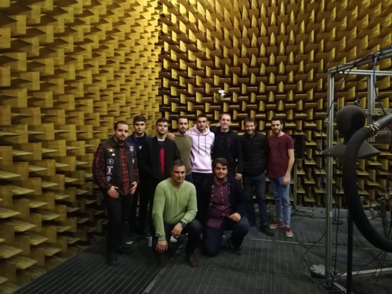 Visita al Departamento de motores térmicos de la UPV